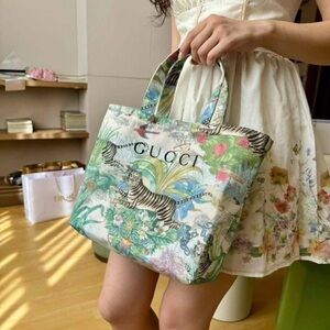 Gucci Beauty Print Tote - Multicolor - New w/ Original Box